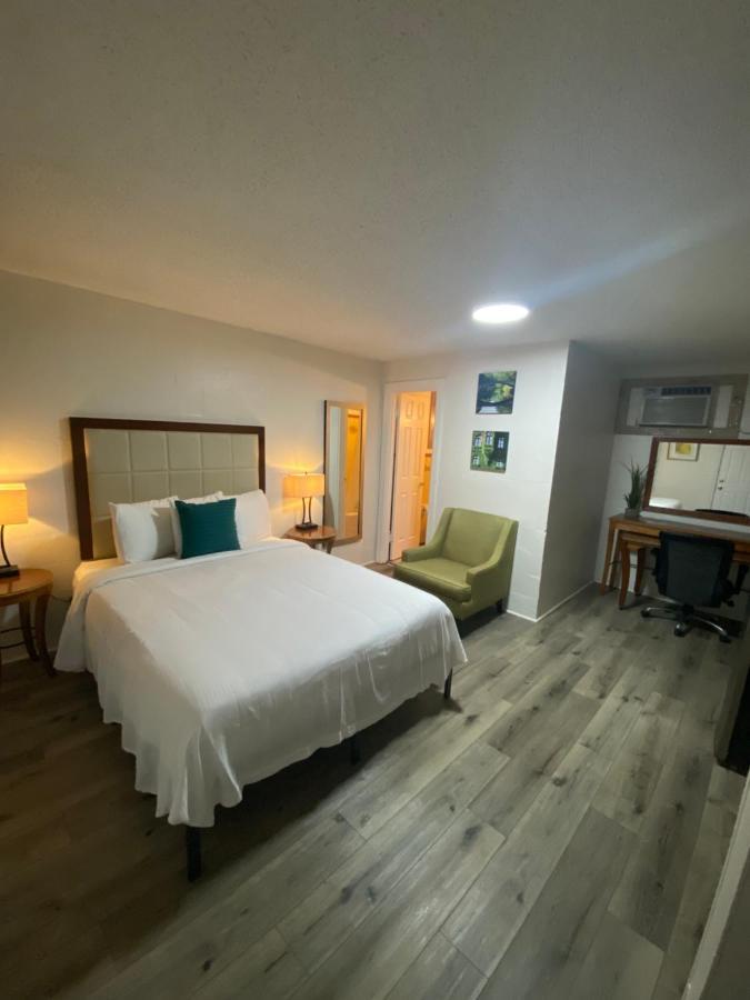 American Inn Пенсакола Экстерьер фото